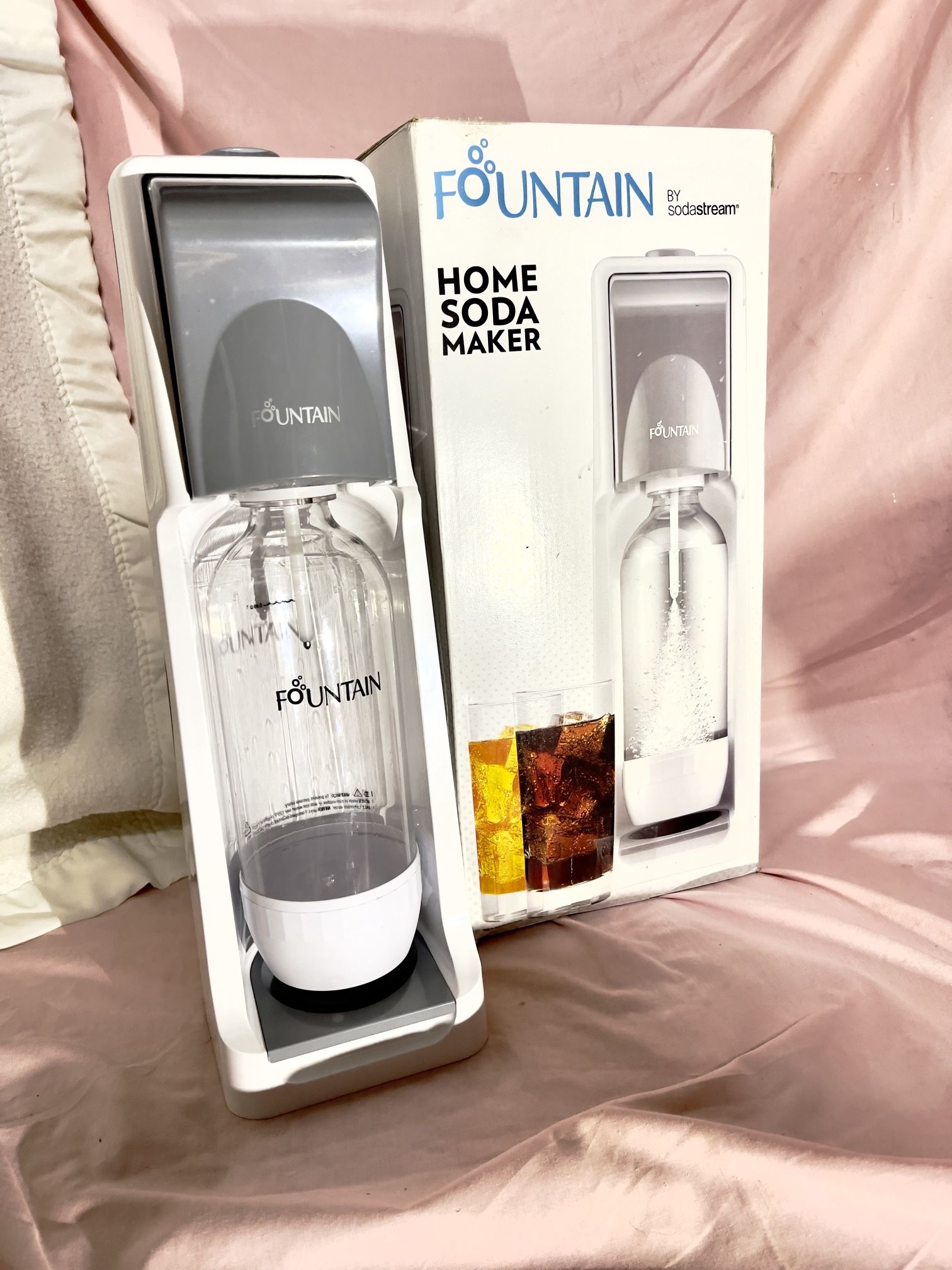 Fountain by SodaStream with Co2 canister