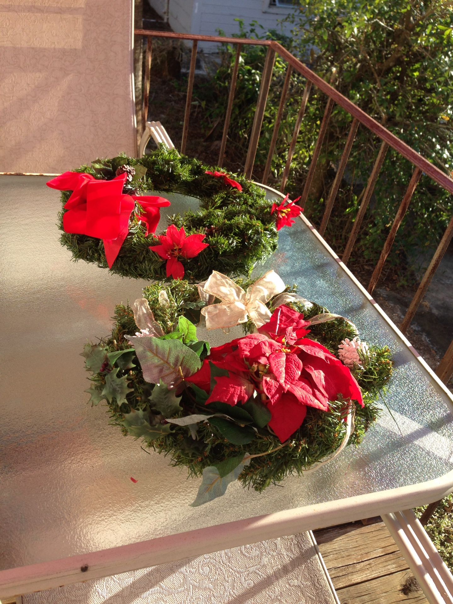 FREE XMAS WREATHS TODAY PLEASE MESSAGE ME FOR PICK UP!
