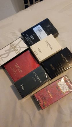 Colognes , perfume