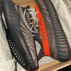 Yeezy 350 “Carbon Beluga”