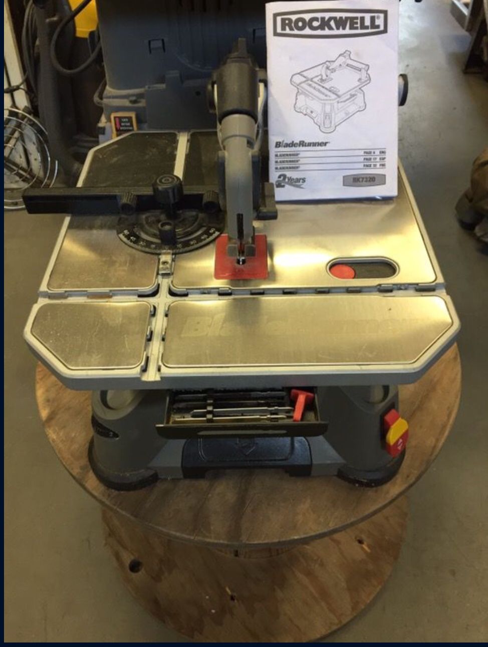 Rockwell saw, with accessories. Works great, been used lightly and in really good condition****$40****