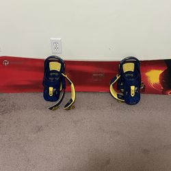 Rossignol Nomad 2 Liquid Woman’s 149cm Snowboard with Bindings