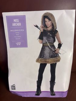 Miss Archer Costume with wooden recurve.