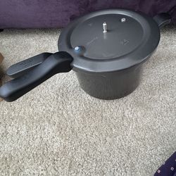 5 litre prestige pressure cooker anodized black color