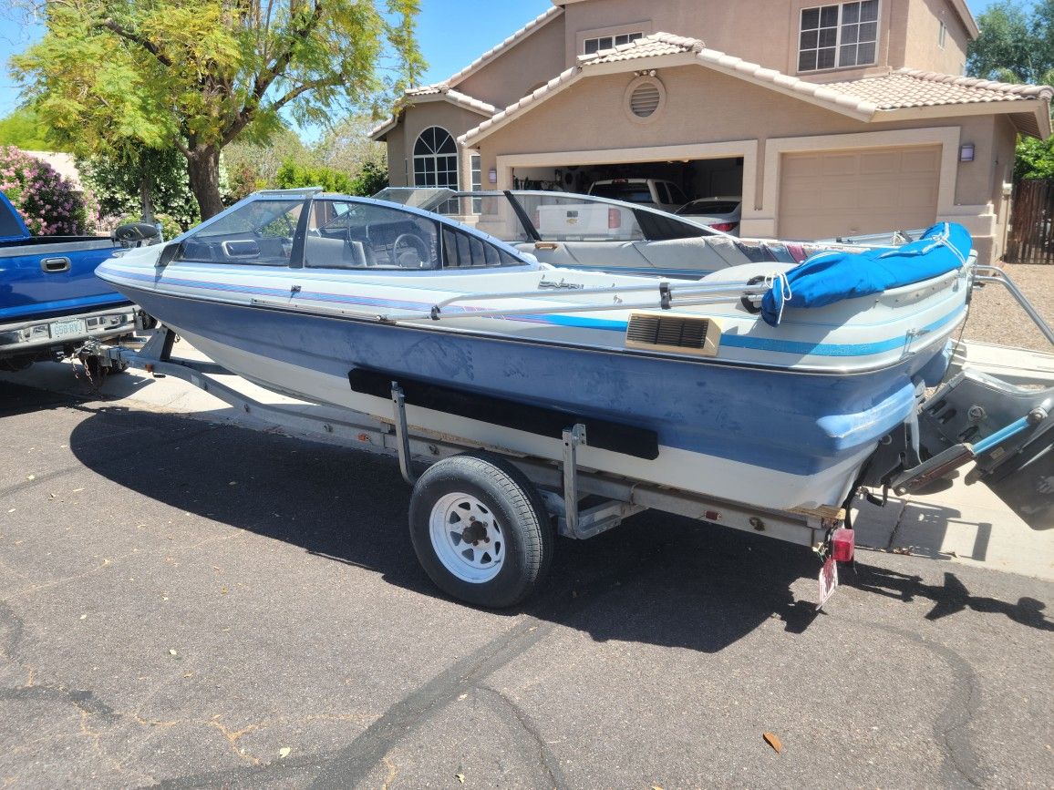 1989 Bayliner Capri