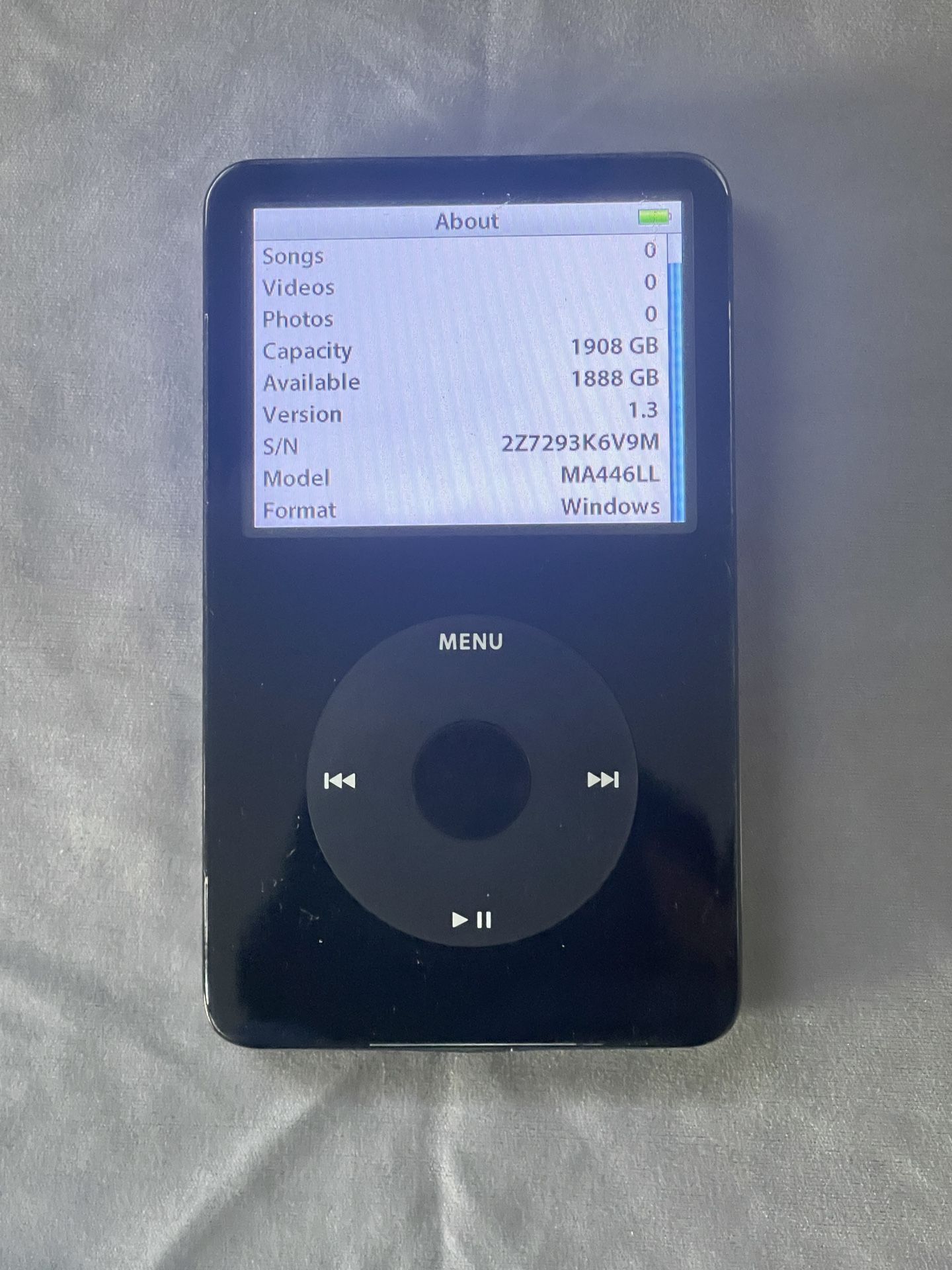 iPod Classic 5.5 2TB 3800mAh with Rockbox