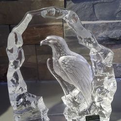 Mats Jonasson Eagle Paperweight Sculpture Signed-SwedenFullLead Crystal6.75"X5.7