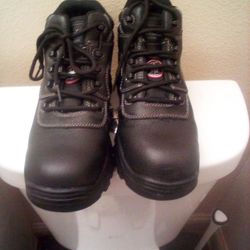 Skechers Size 9 .5 Mens