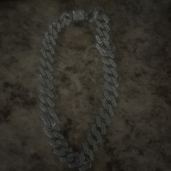 VVS Cartice Moissante Necklace