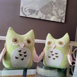 Pottery Barn owl book ends 