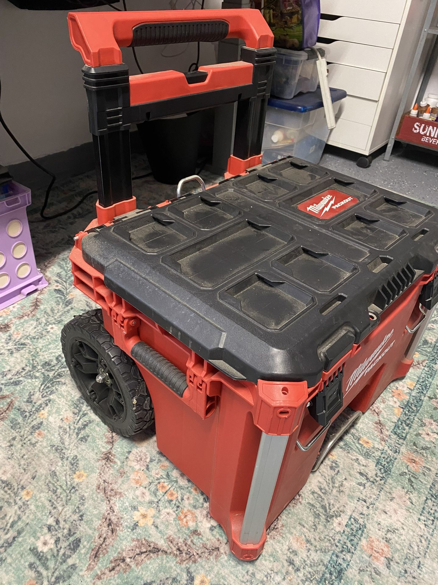 Milwaukee Packout Rolling Tool Box