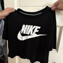 Nike Crop Tee