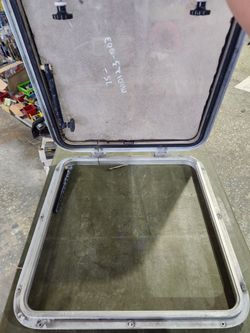 MA0123-003 Hatch With 20"x 20" Cutout
