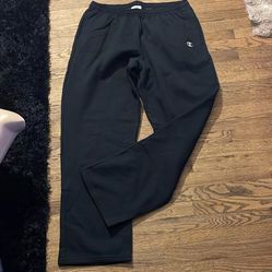 Champions Men’s Pants Brand New Size XL
