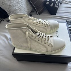 Gucci- Off White/Cream- Men Size 13