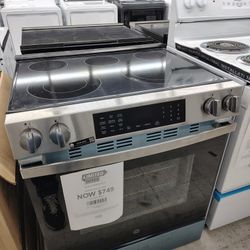 $749(MSRP$1649, Save $900) GE 5 Burner Electric Range With Air Fry and Power Burner