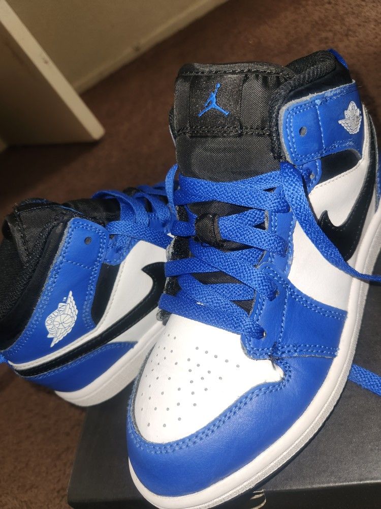 Boys Jordans