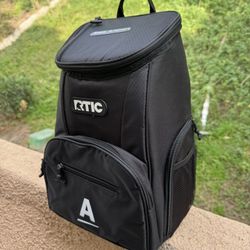 RTIC Cooler Backpack - Black