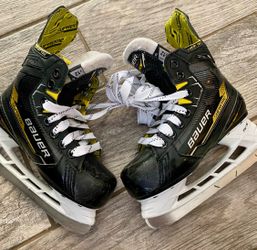 Ice skates Bauer Supreme Kids Youth Size 12D Ice Skates Ice Hockey