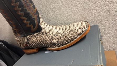 Botas