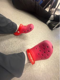 Zaineb shoes and cup