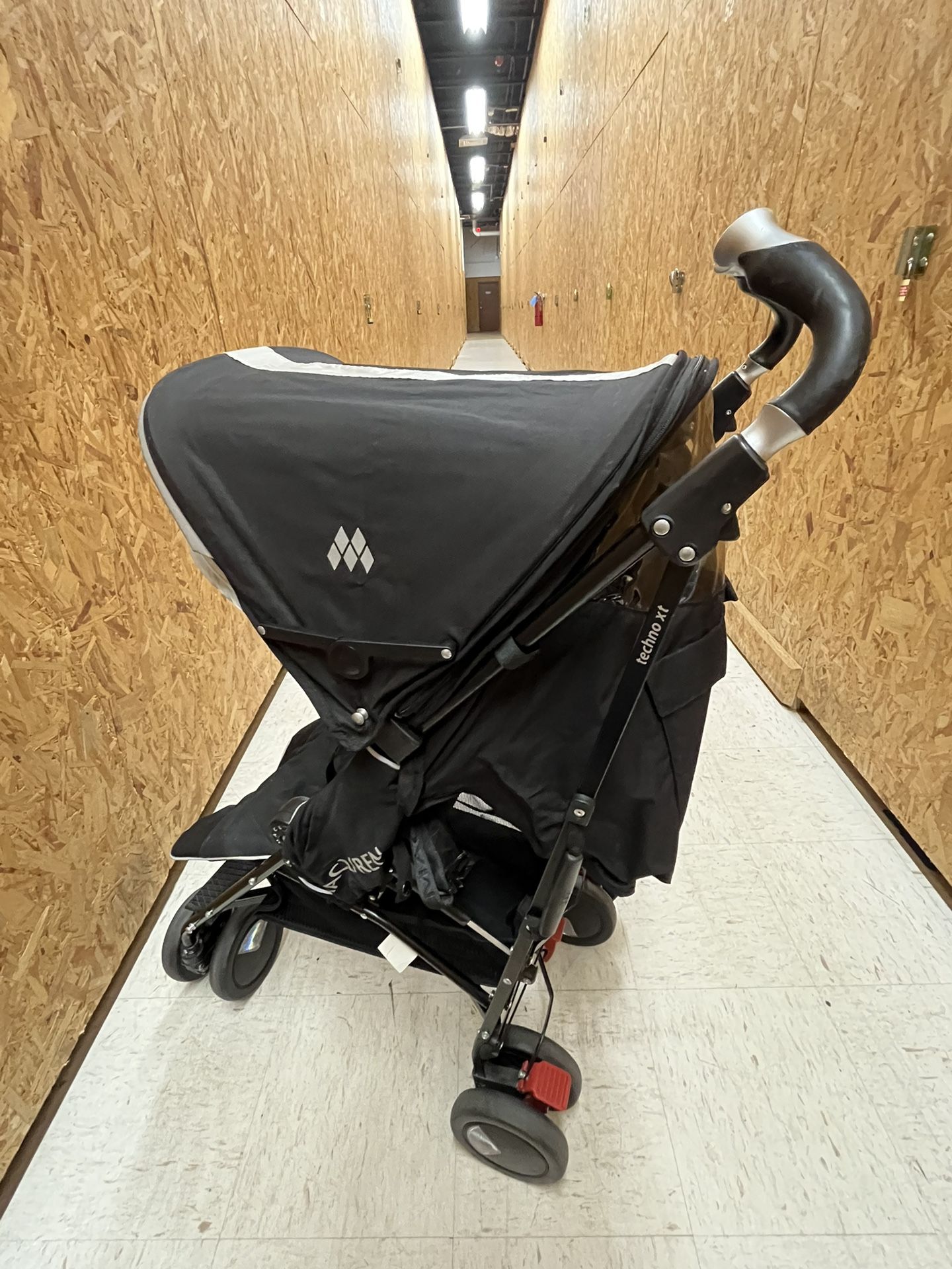Maclaren 2016/2017 Techno XT Stroller (Black)