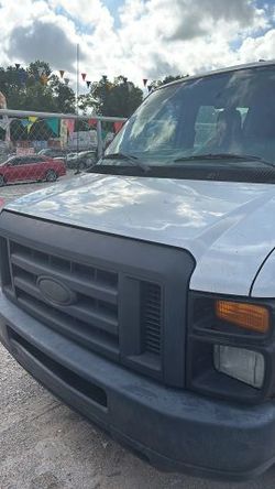 2014 Ford E250 Cargo