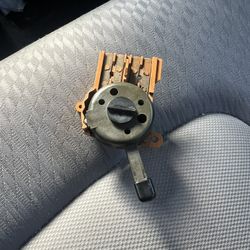 1st Gen 1990 Chevrolet S10 Climate Control Fan Switch