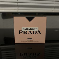 Paradoxe Prada