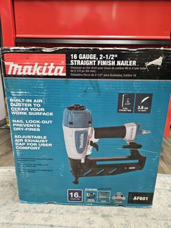 Makita Finish Nailer