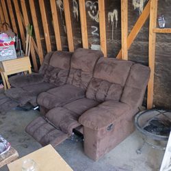 Two Piece Set Couches That Recline.
