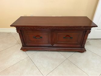 Storage Bench with Cushion Free