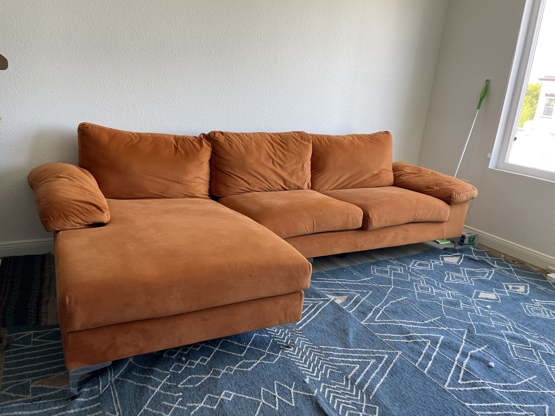 Free Couch!!