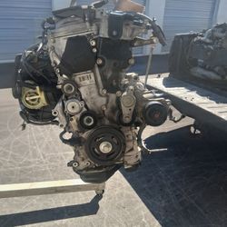 2.5L Engine Off A 2011 Toyota Camry With 123, Plus Miles On It 