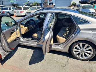 2012 Hyundai Azera