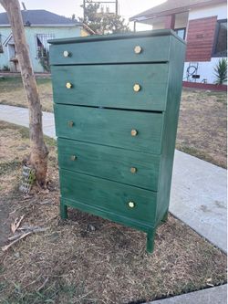Free Dresser