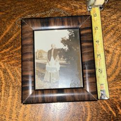 Antique Picture Fame 