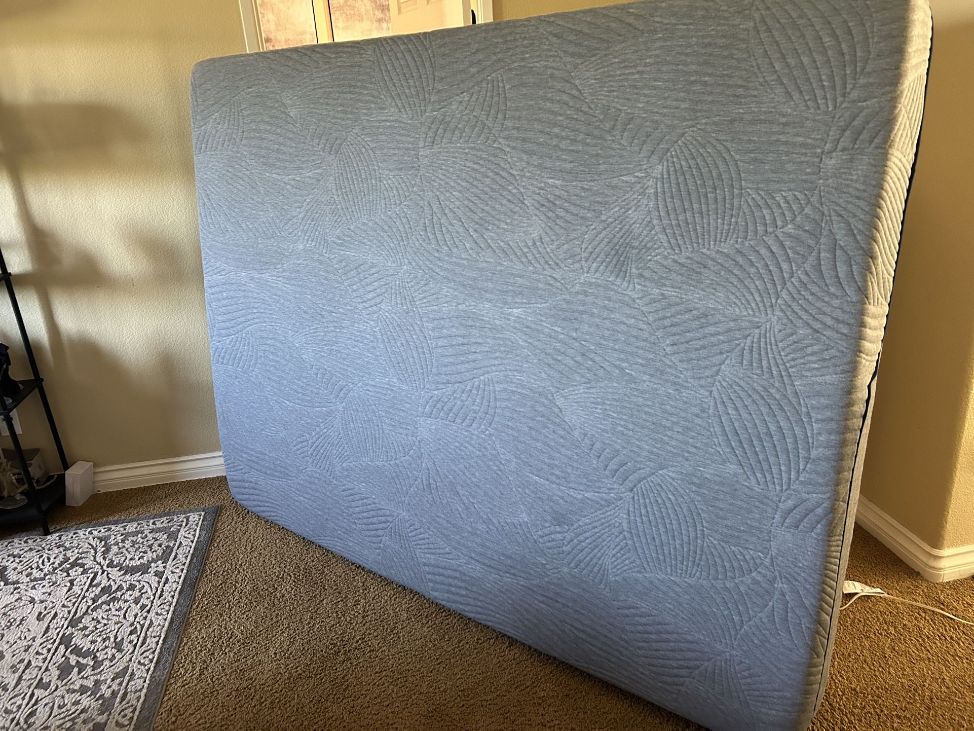 $50 Steal!!!! Cool Sense Memory Phone Mattress