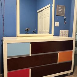 Modern twin kids colorful bedroom 