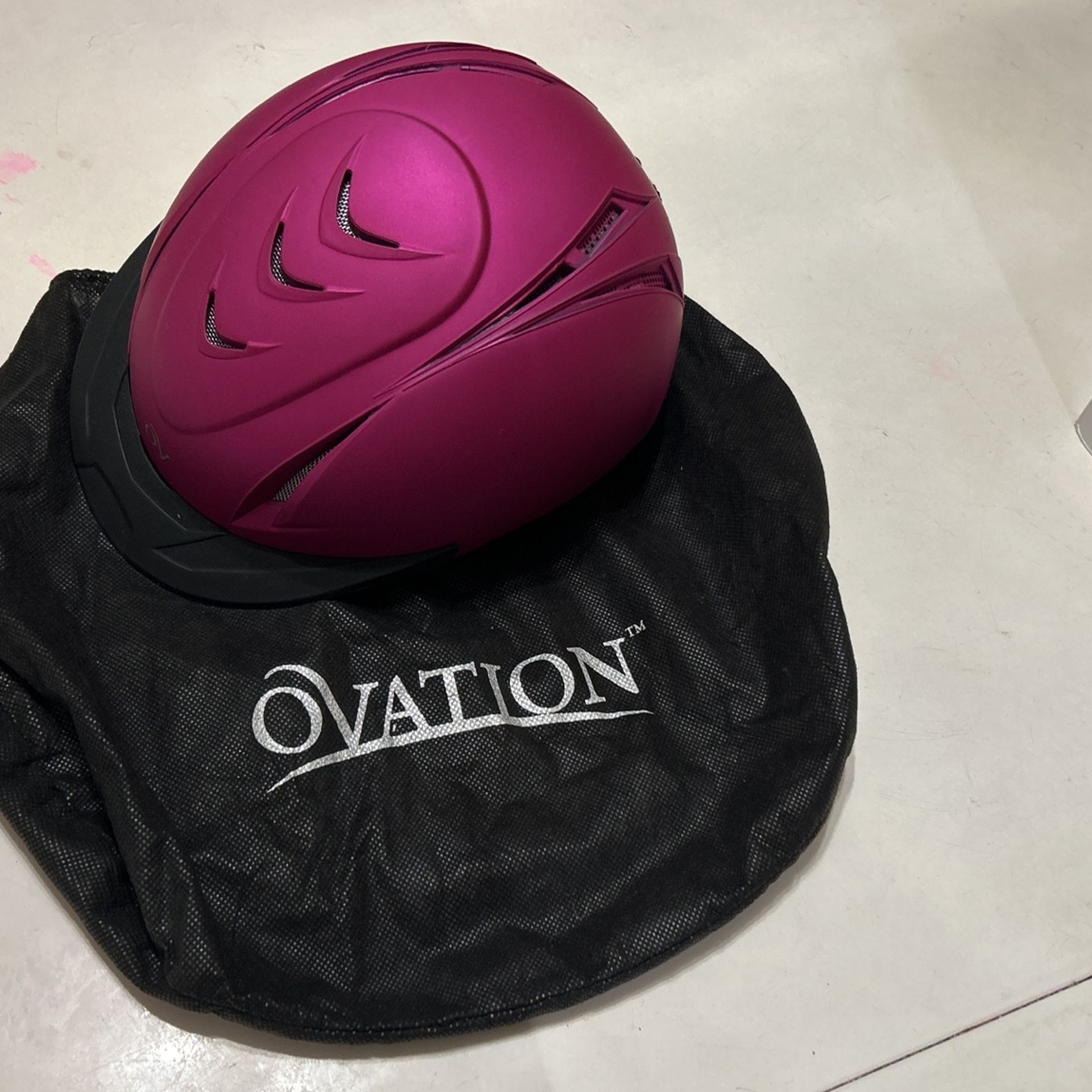 Luxury Horse, Riding Helmet