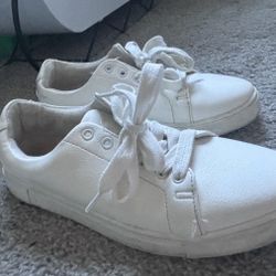Running Shoes Size 6,5 