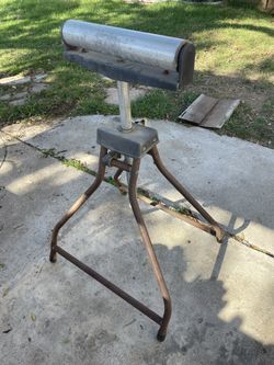 Roller Stand