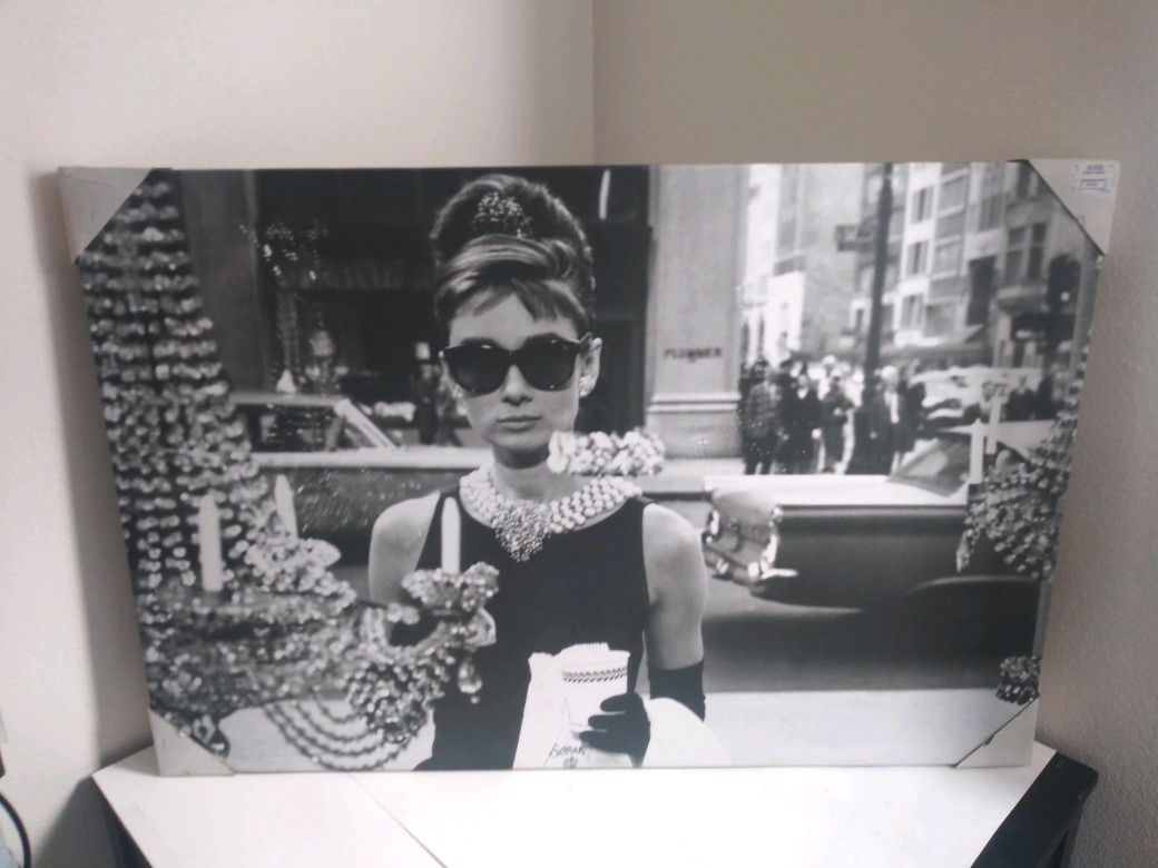 Audrey Hepburn 2'x3' Portrait