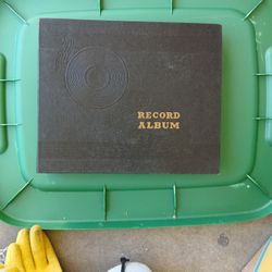 Vintage Record Album With 10 Shellac Records 