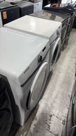 Samsung Washer And Gas Dryer set