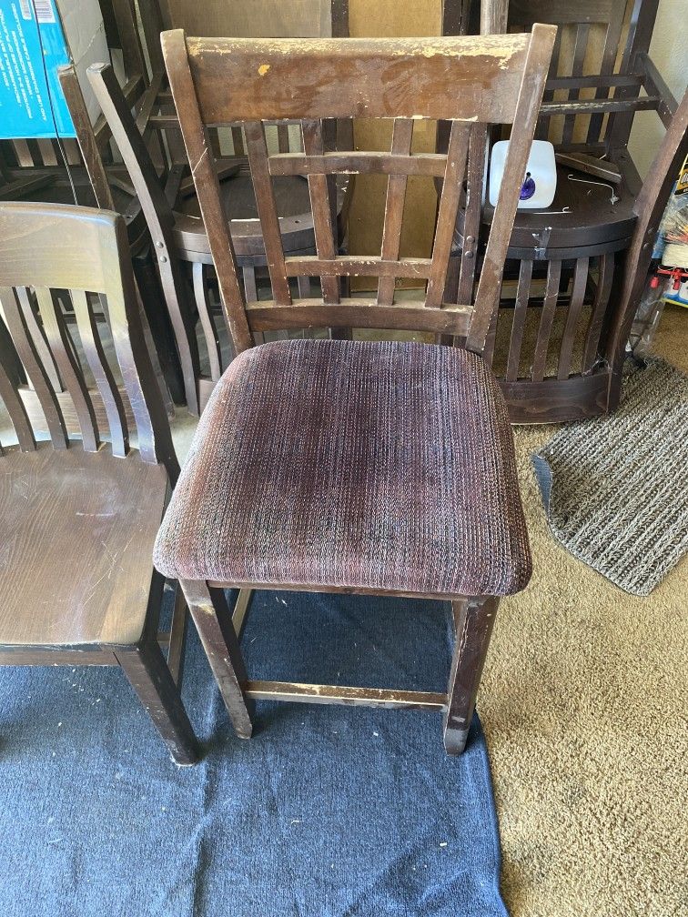 Free Chairs