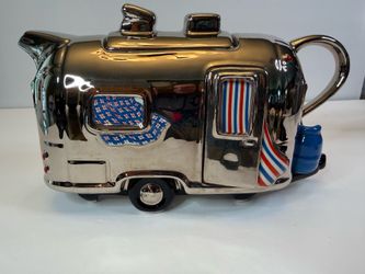 AIRSTREAM Camper Trailer Teapot RARE Made in England Ceramic Inspirations Teapot