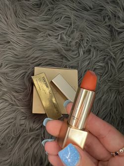HOURGLASS SOFT MATTE LIPSTICK