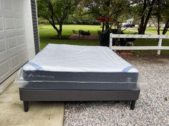 DreamCloud Premier King Mattress