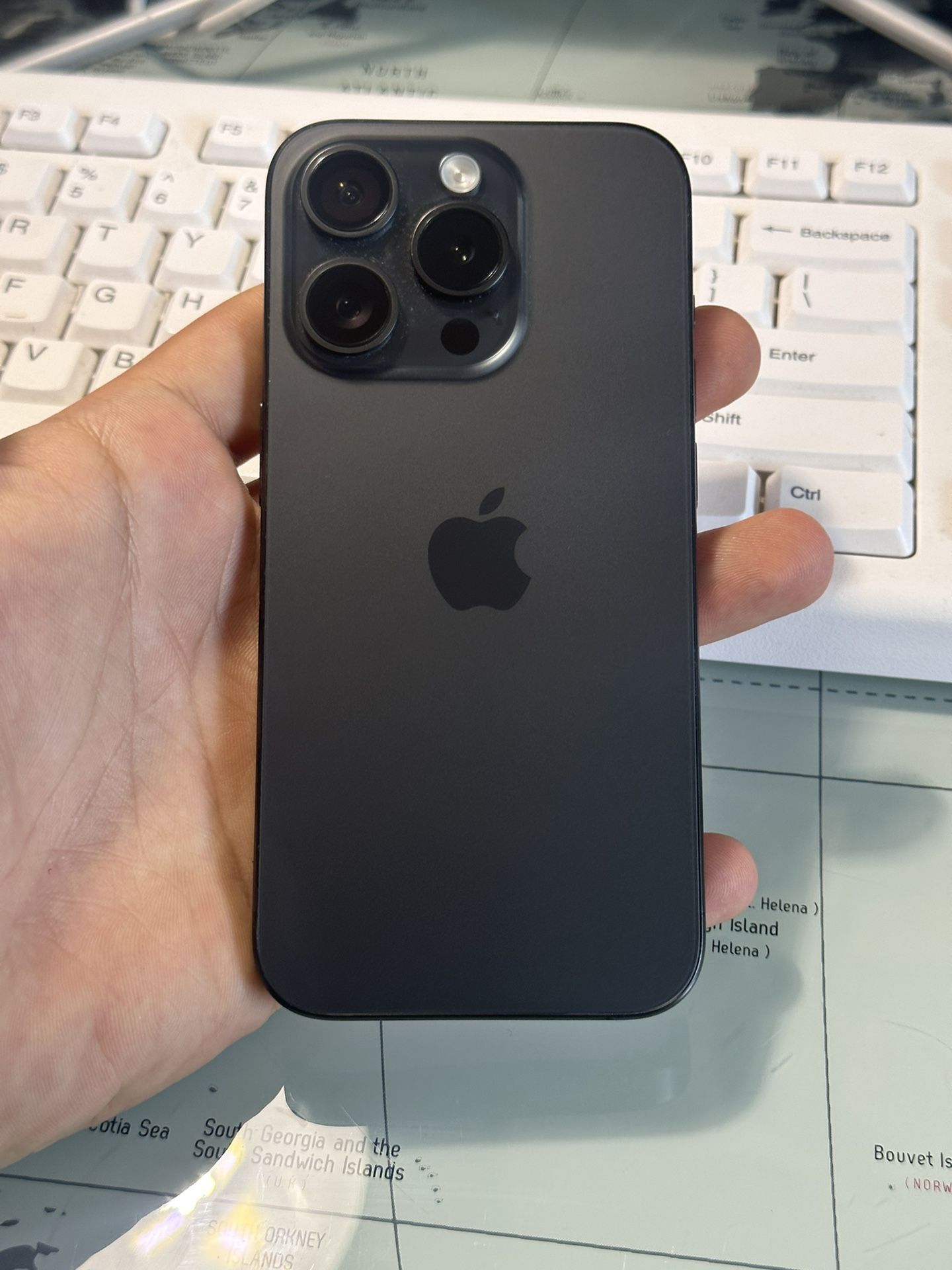 iPhone 15 Pro โ 512GB โ Unlocked
